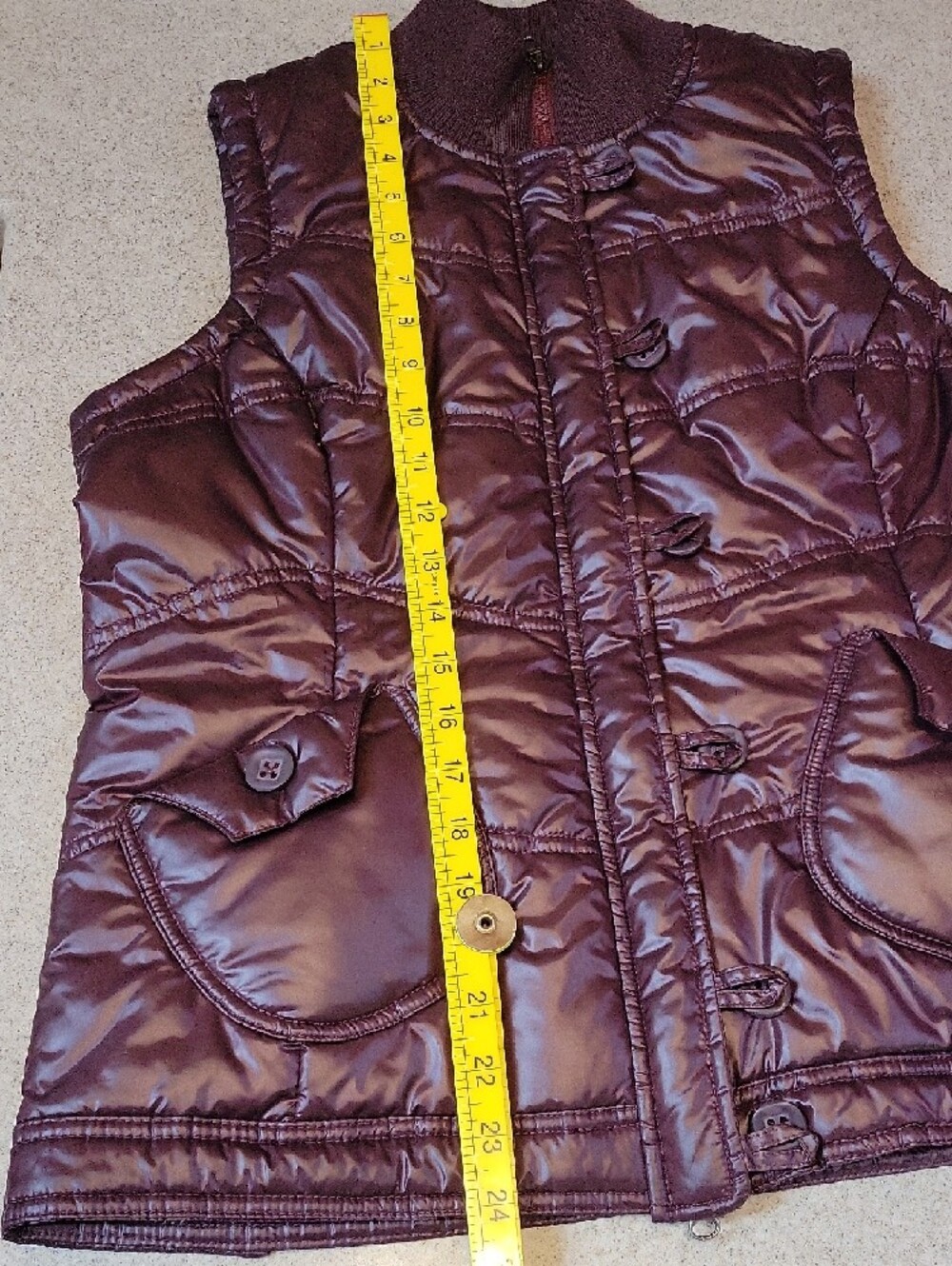 Aventura Quilted Sleeveless Vest in Deep Plum Size Medium Like New - Picture 11 of 11